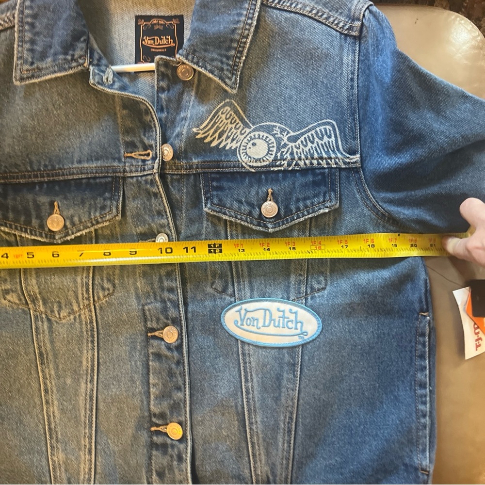 Von Dutch size s Blue Denim Jacket with Embroidered Wing and Logo Patches - Picture 2 of 7